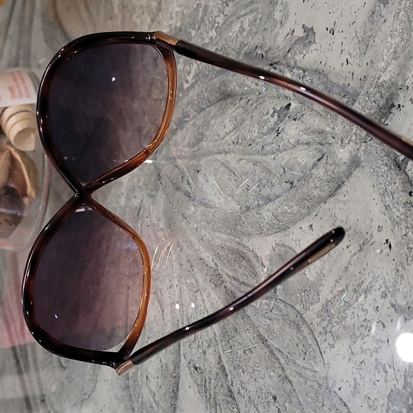 Tom Ford Ivanna TF 373 Sunglasses - Picture 12 of 12